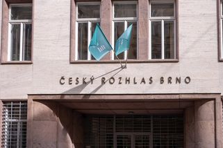 Konečně jsem zabránila tomu, aby rodiče zbytečně platili za rozhlas a televizi. Vůbec netušili, že nemusí